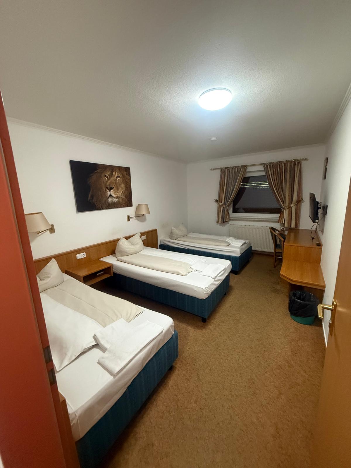 Dreibettzimmer
